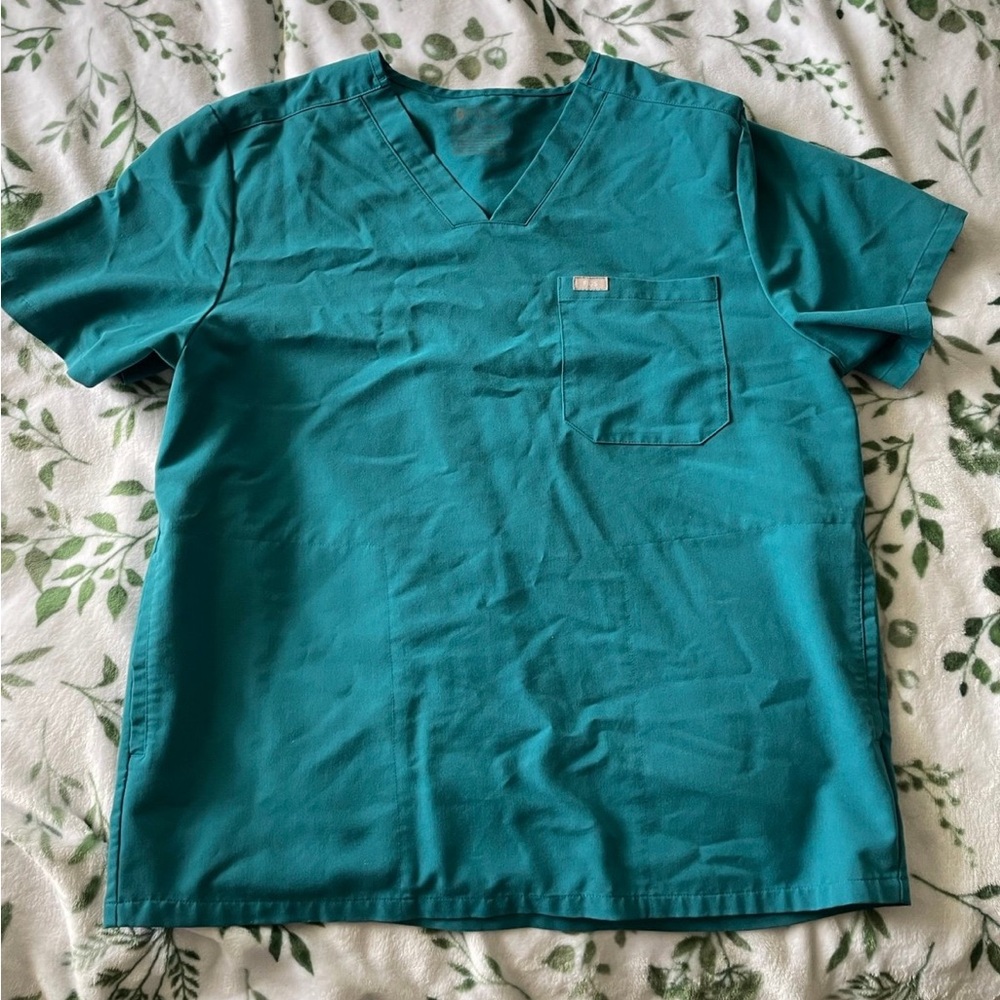 Figs Men’s top